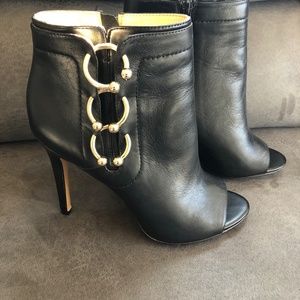 Katy Perry Black Bootie Size 10M (Used)